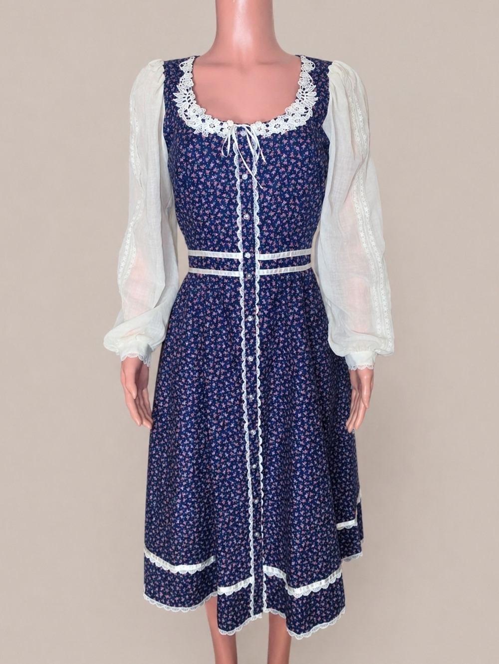 Gunne Sax 70s Navy Floral Midi Dress with White Lace Trim